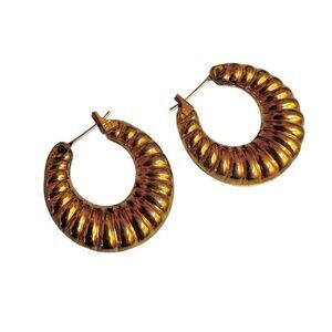 Monet vintage gold tone hoop earrings